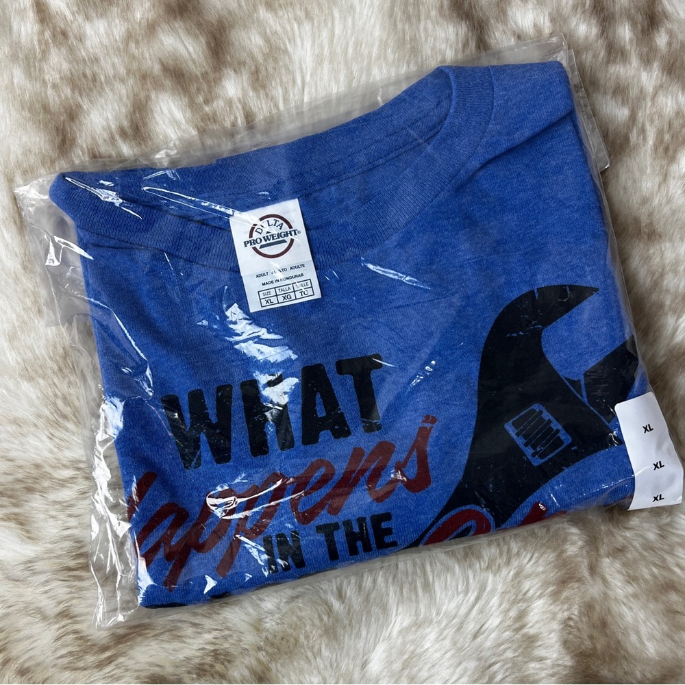 NWT “What Happens in the Garage…” Blue Short Sleeve Shirt, sz. XL